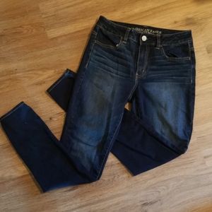 High waisted jeans